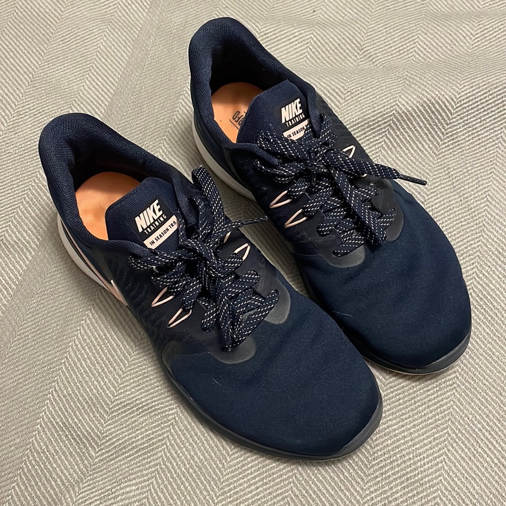 Nike Training In Season TR8 pink and navy, size W7